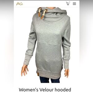 Montana Co. Women's XS
Contana Cowl Neck Hoodie